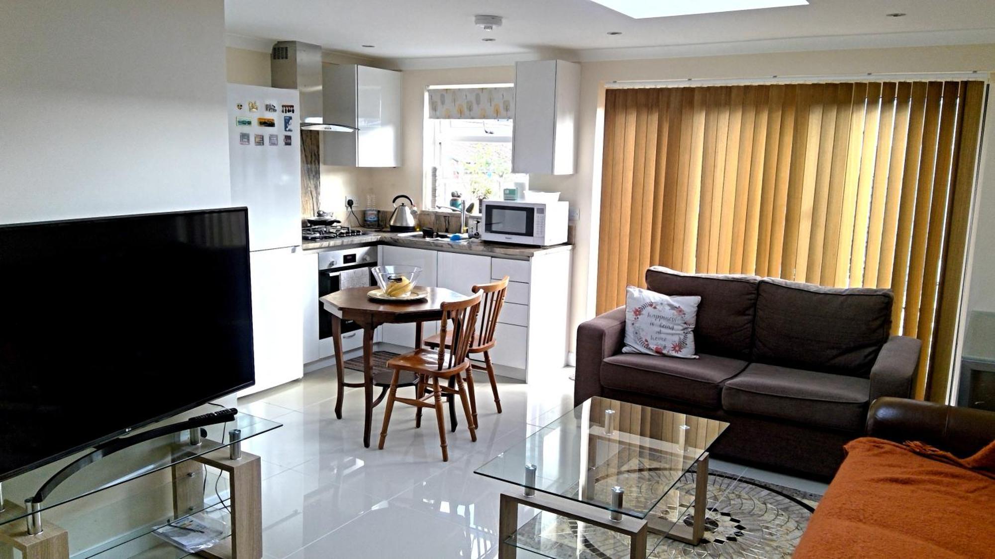 Luxury London Ensuite Double Room, Park Free, Tram-Train! Mitcham Exterior foto